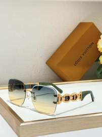 Picture of Louis Vuitton Sunglasses _SKUfw80535273fw